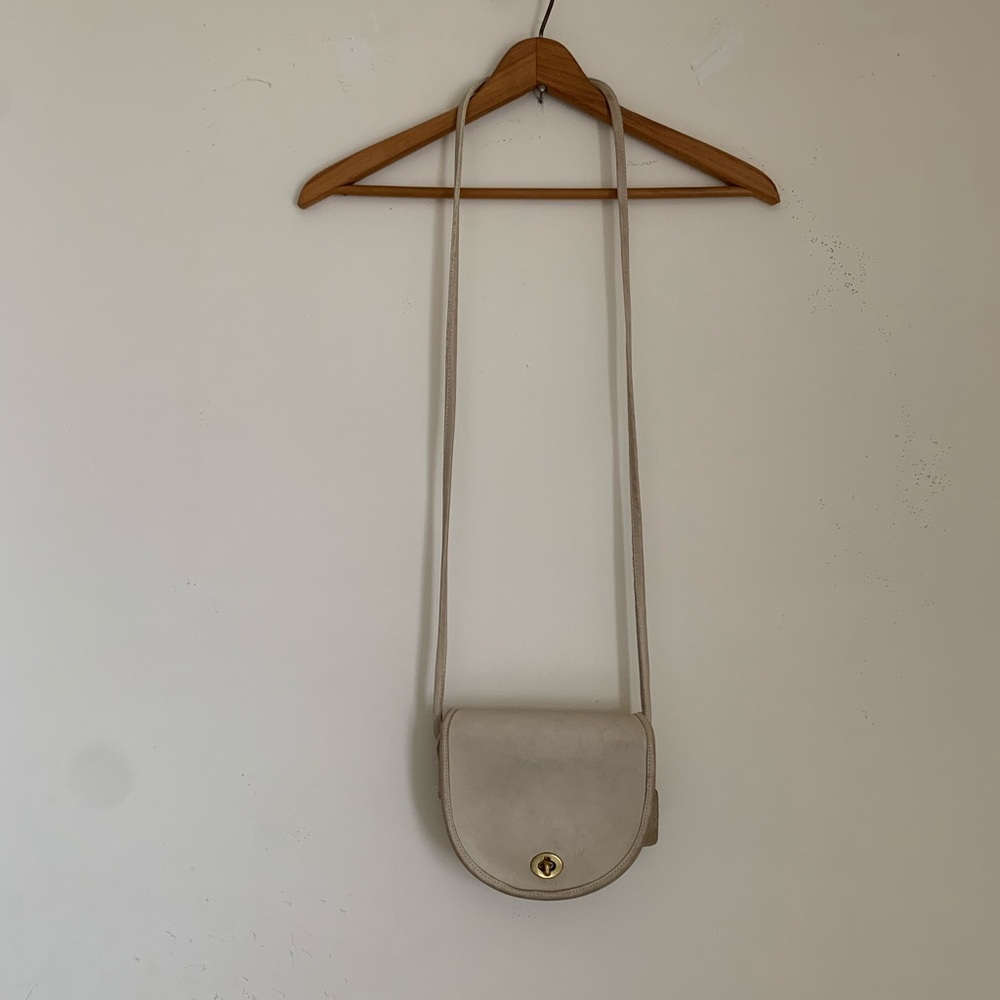 Vintage Coach cross body purse